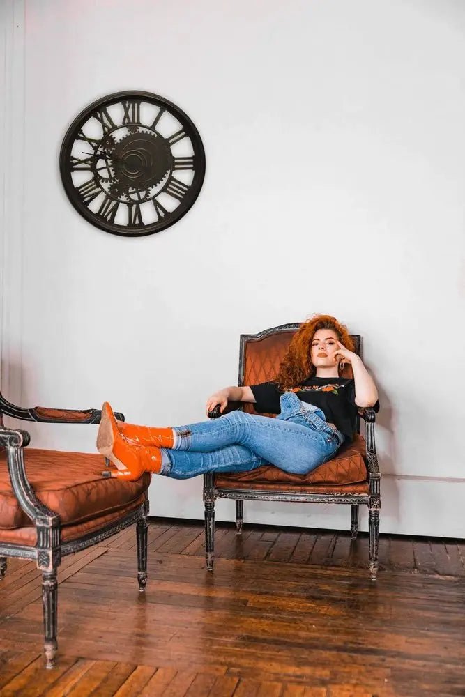 20" Antiqued Gold And Brown Heavy Duty Plastic Silent Skeleton Distressed Exposed Gear Round Wall Clock HomeRoots