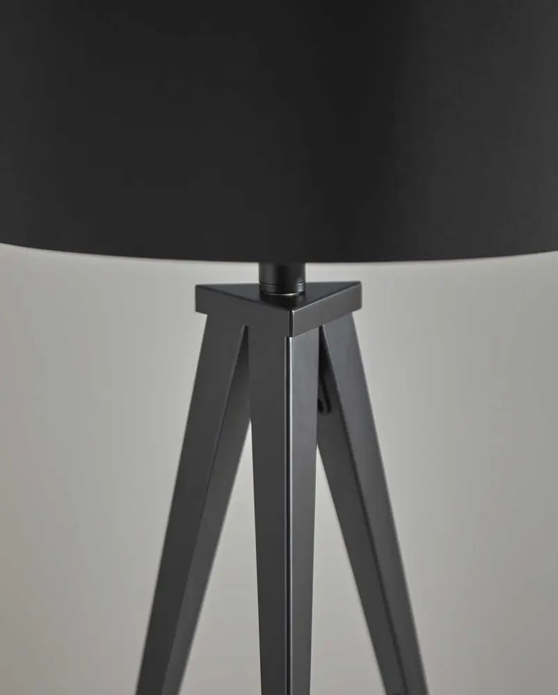 Treble Black Metal Table Lamp HomeRoots