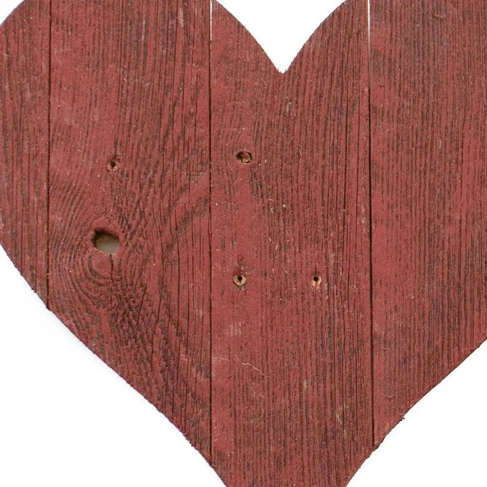 Decoración de pared con forma de corazón de madera reciclada roja de 24"
