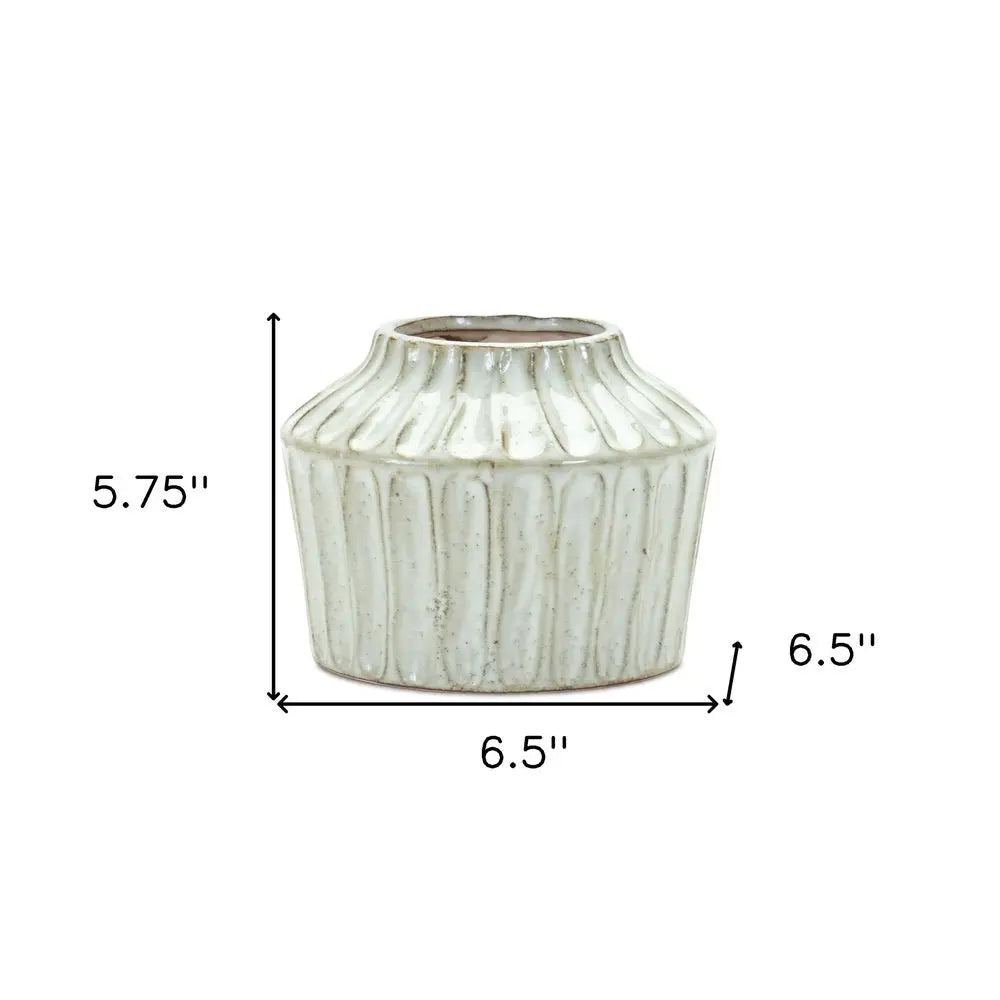 6" Ivory Ribbed Round Terracotta Table Vase - NOBLE HOME INTERIORS