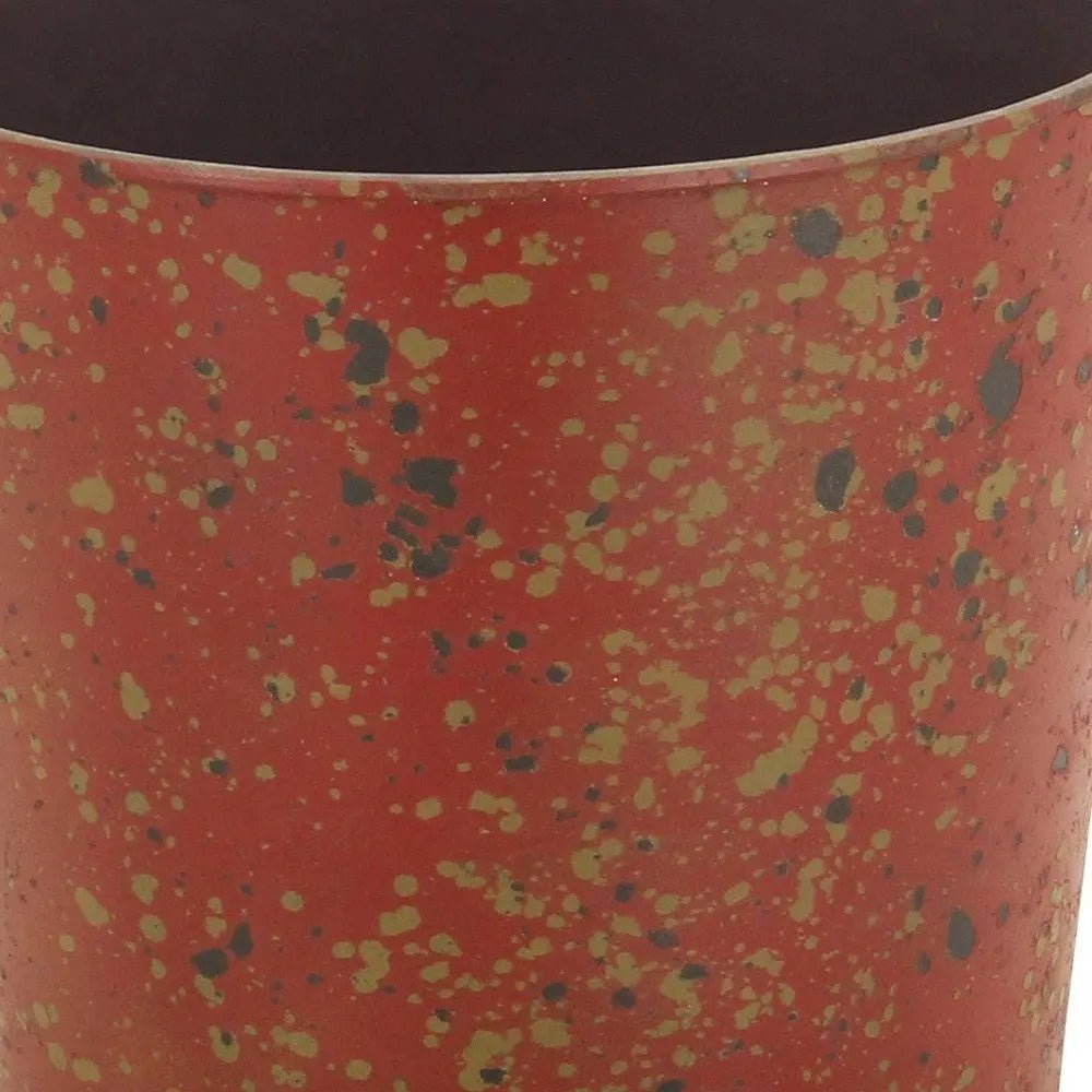 9" Red Recycled Plastic Indoor Outdoor Round Pot Planter - NOBLE HOME INTERIORS