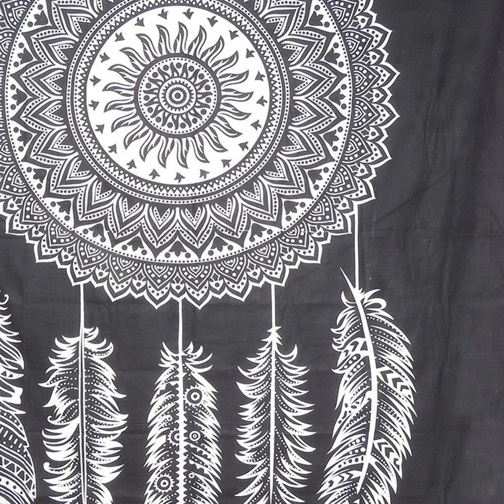 92" X 84" Black And White Abstract Cotton Hanging Tapestry - NOBLE HOME INTERIORS