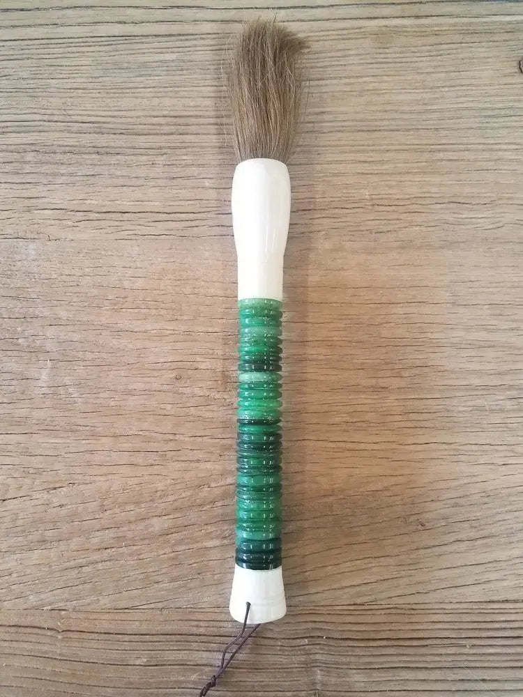 Light Green Jade Abacus Disc Decorative Calligraphy Brush - NOBLE HOME INTERIORS